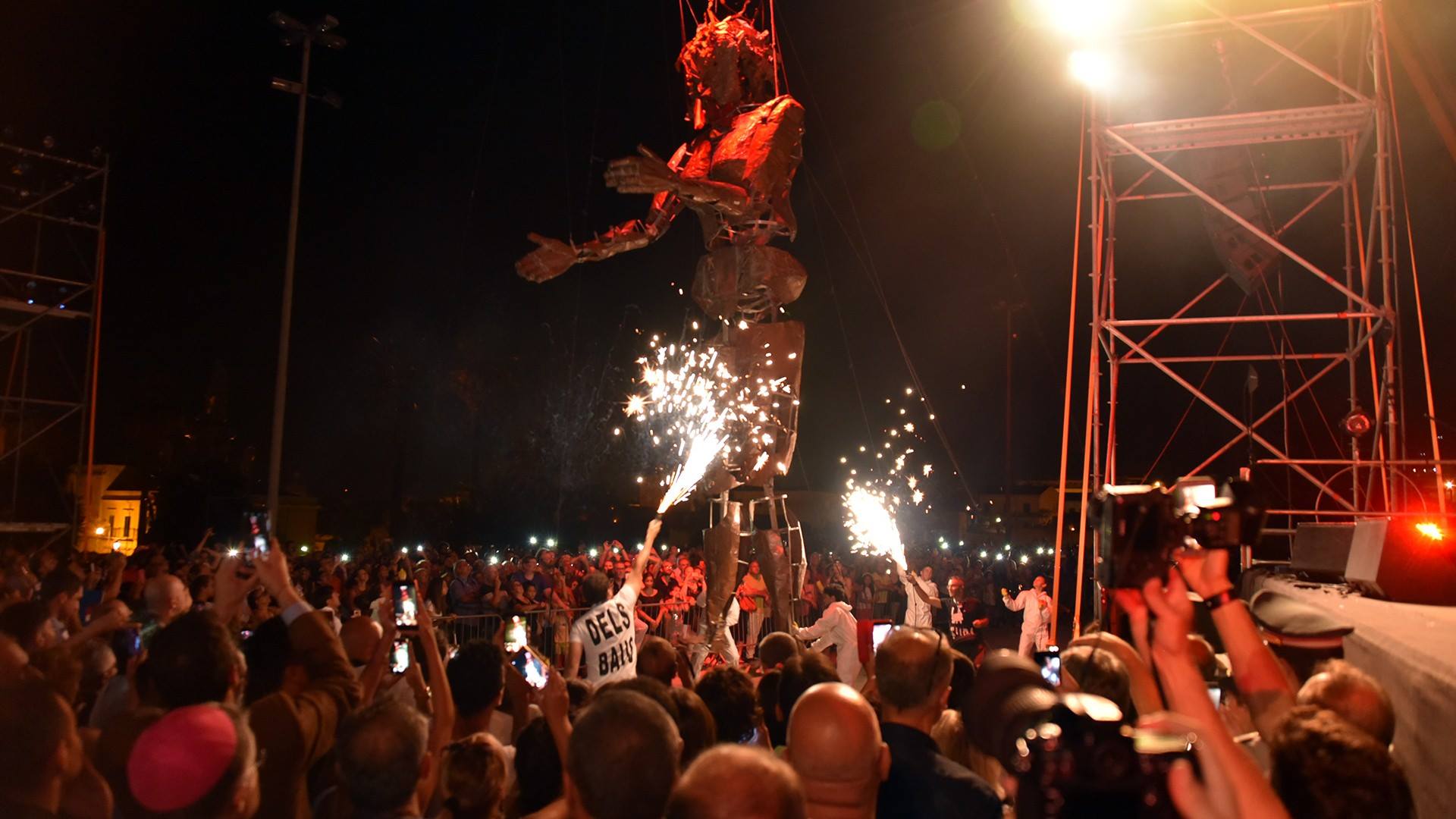 Fonte Facebook Cattedrale Fonte Facebook Cattedrale