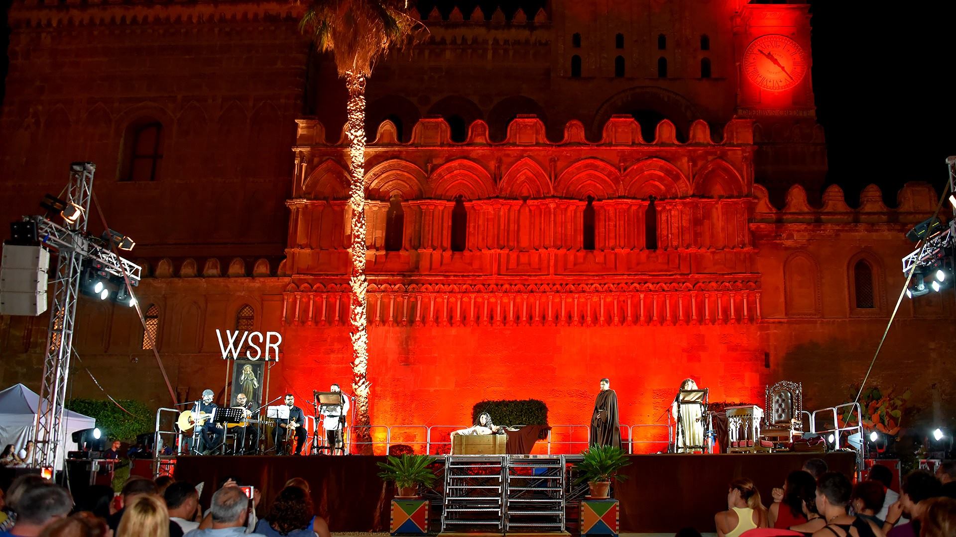 Fonte Facebook Cattedrale Fonte Facebook Cattedrale