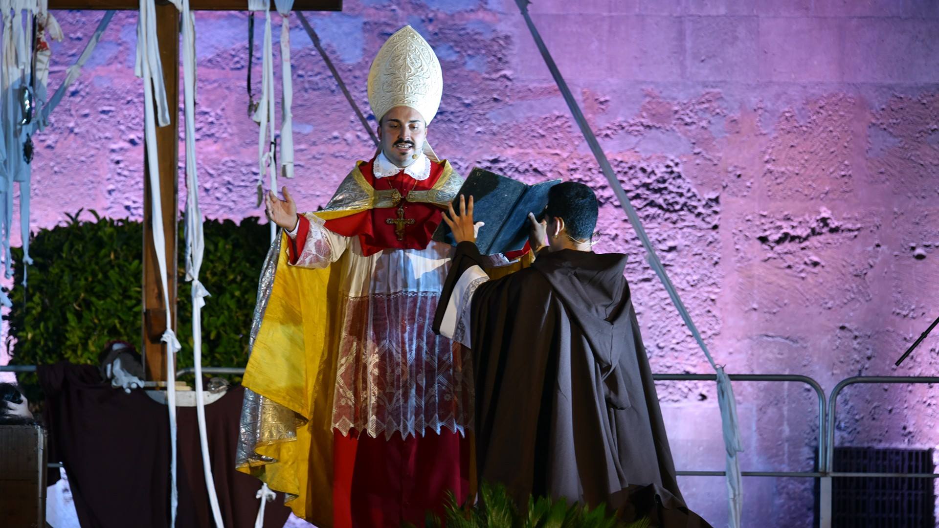 Fonte Facebook Cattedrale Fonte Facebook Cattedrale