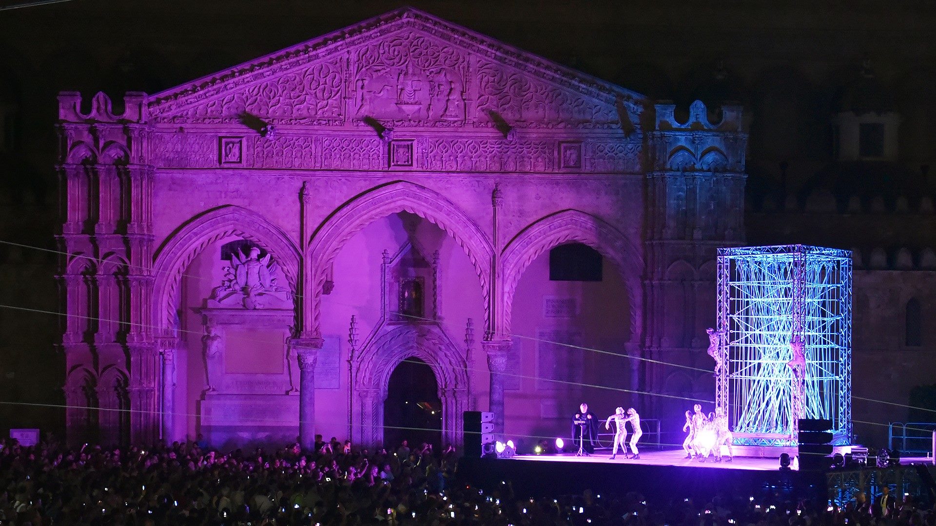 Fonte Facebook Cattedrale Fonte Facebook Cattedrale