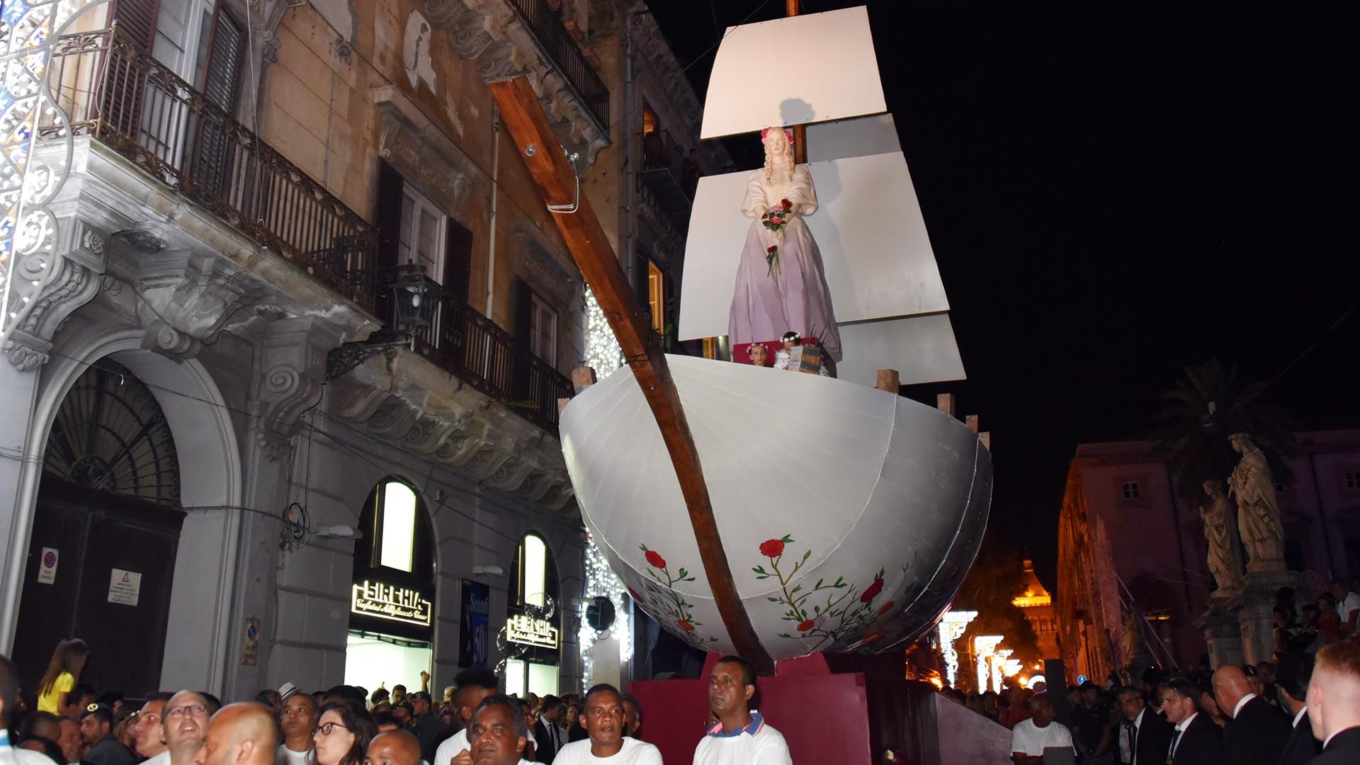 Fonte Facebook Cattedrale Fonte Facebook Cattedrale